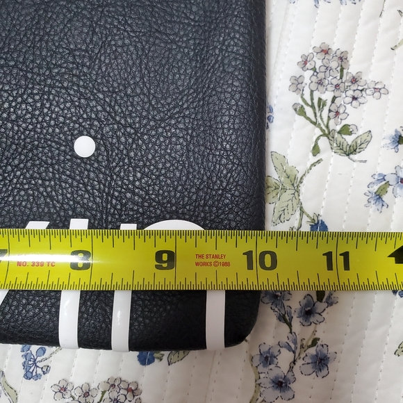 CALVIN KLEIN Wristlet Pouch - Picture 5 of 6